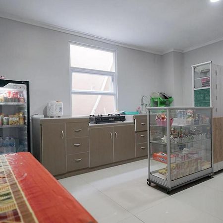 Urbanview Hotel Bari Syariah Palembang By Reddoorz Luaran gambar